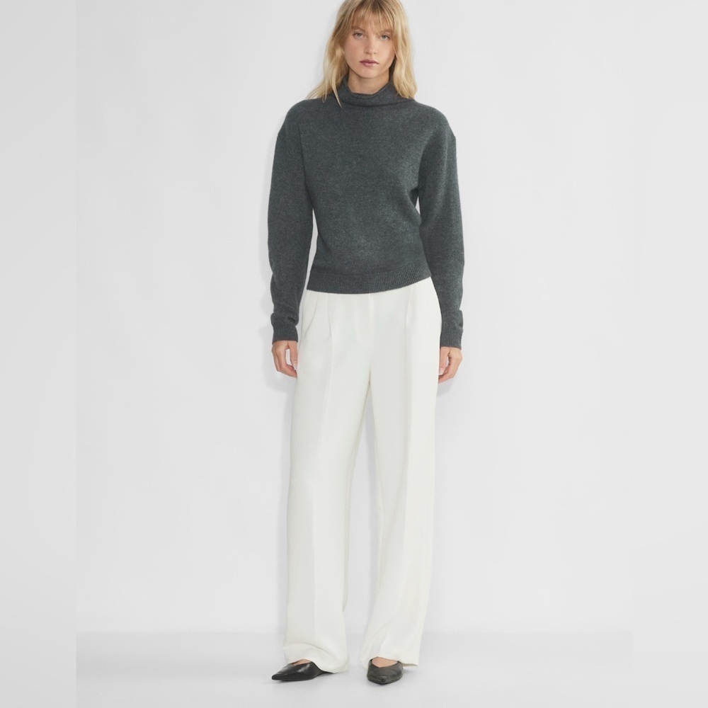 Aritzia Cashmere Mockneck Sweater in Heather Charcoal
